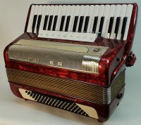 Hohner Lucia IV P (rot) 2 Design